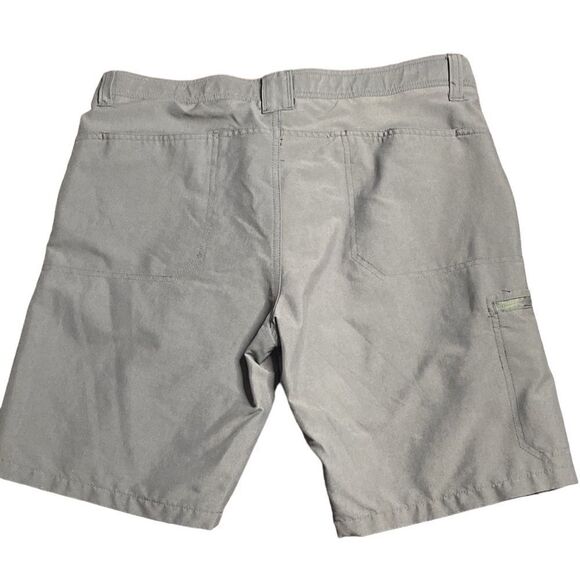 PACIFIC OUTFITTERS Gray Regular Fit Outdoor Comfort Shorts - Picture 4 of 8